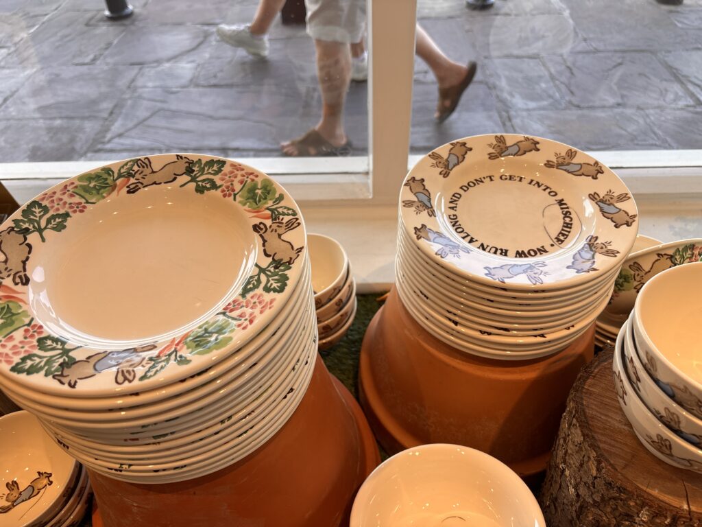Bicester Village(ビスタービレッジ)でのEmma Bridgewater(エマ・ブリッジウォーター)の商品