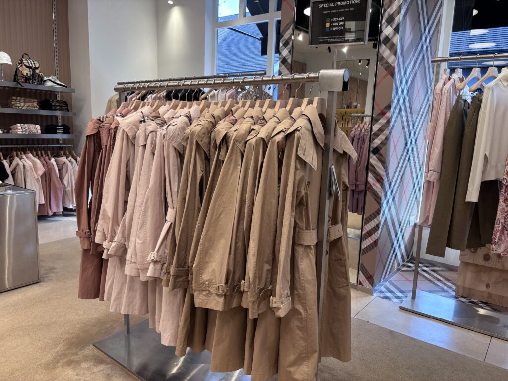 Bicester Village(ビスタービレッジ)のバーバリー売り場