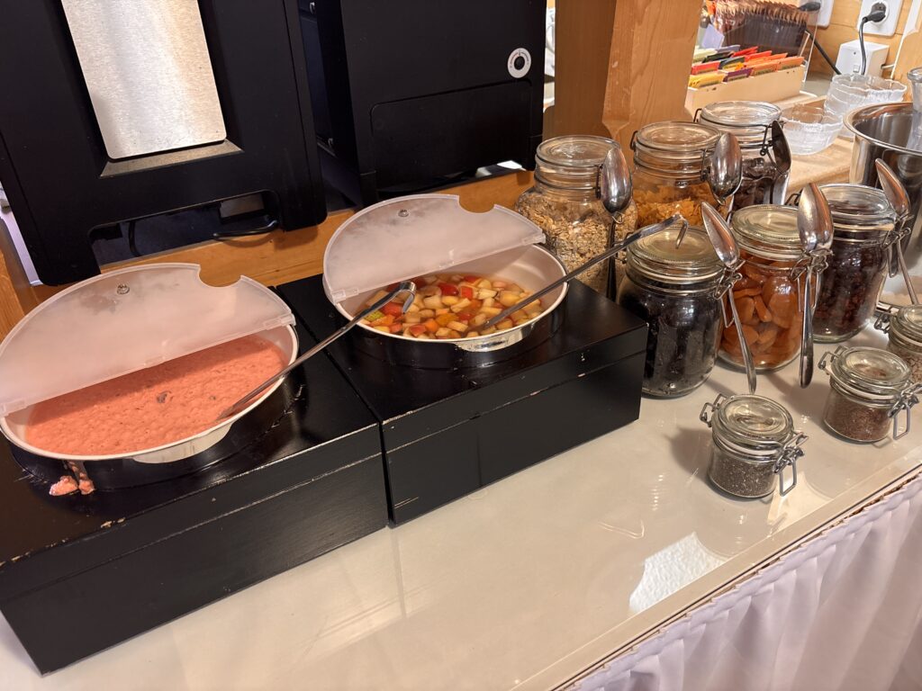 Hotel Alpenruhの朝食ビュッフェ