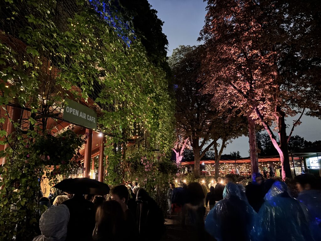 リージェンツパークの野外ステージ”Regent’s Park Open Air Theatre