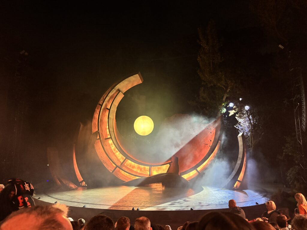 リージェンツパークの野外ステージ”Regent’s Park Open Air Theatre